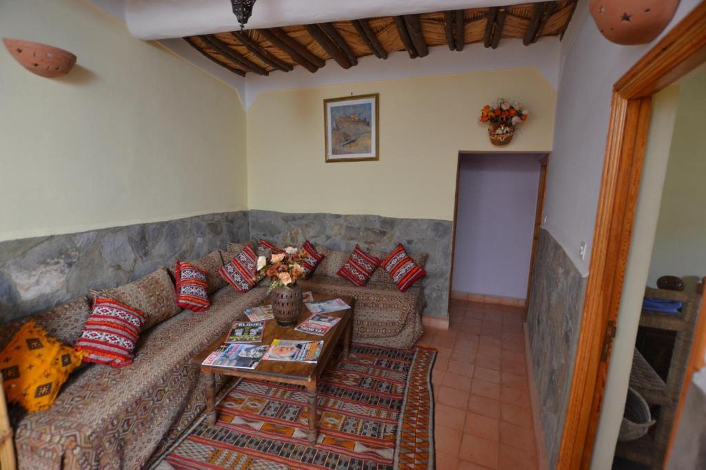 Tizourgane Kasbah Hotel Tiguissas Exterior foto